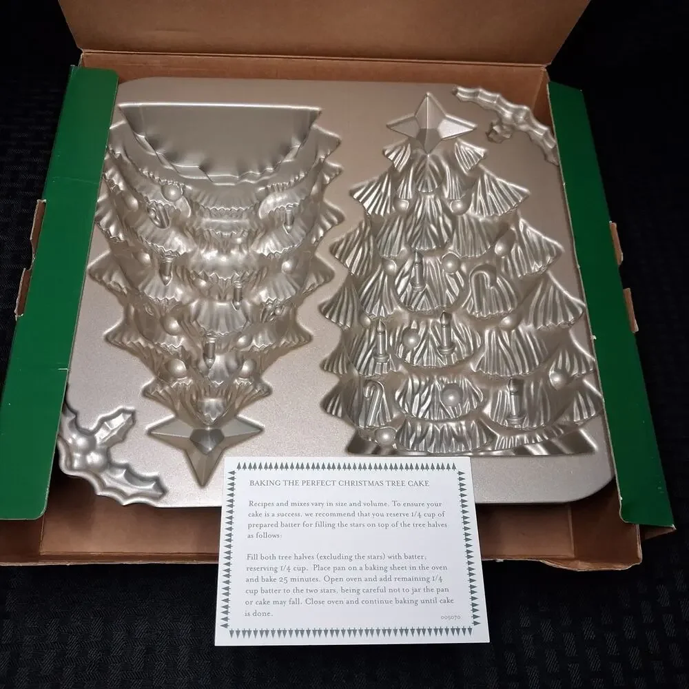 Nordic Ware Cast Aluminum Holiday Christmas Tree Double 9 Cup 3D Cake Pan Mold